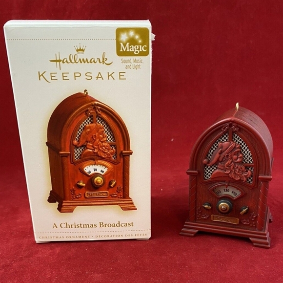 COPY - Hallmark Keepsake Ornament A Christmas Broadcast Radio Sound Music - Picture 3 of 10